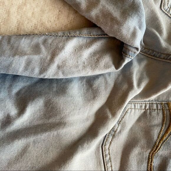 Light Washed So Jeans Size 13 - Picture 6 of 10